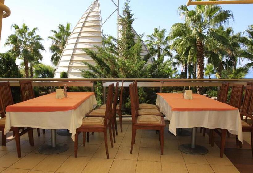 هتل Aqi Pegasos Royal