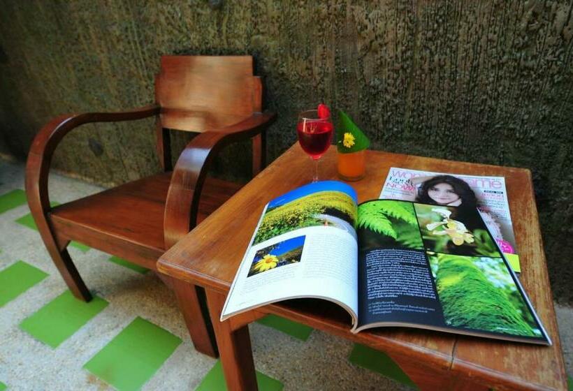 酒店 Baan Kiang Chan Resort