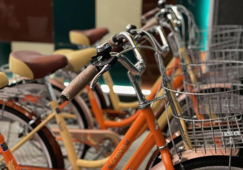 Cadillac Hotel Boutique