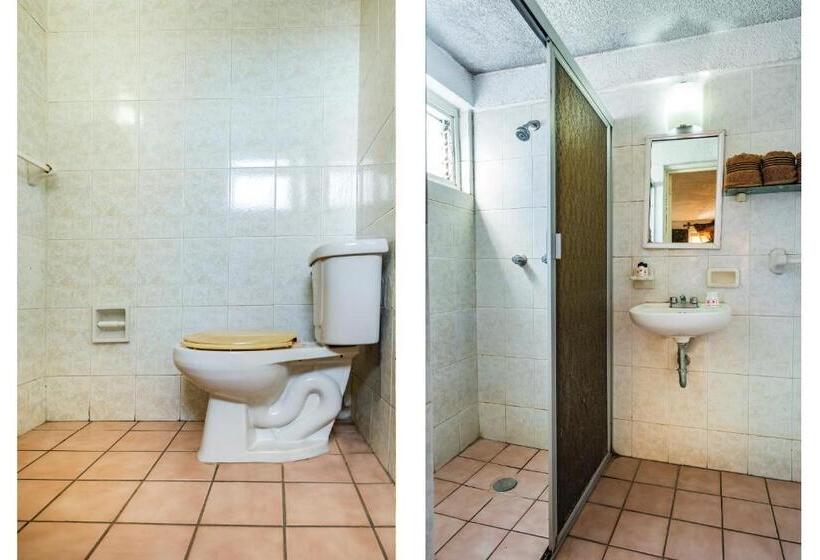 فندق Capital O Colón, Ciudad Guzmán Jalisco