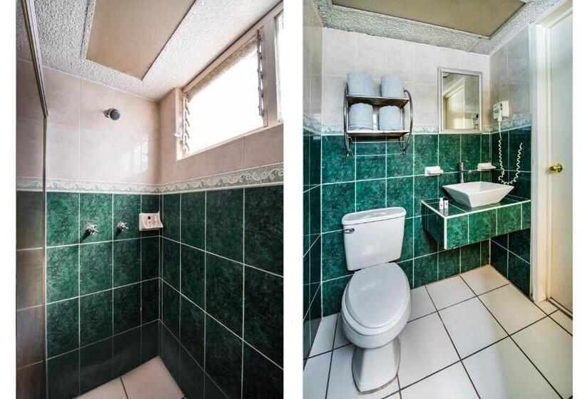 酒店 Capital O Colón, Ciudad Guzmán Jalisco