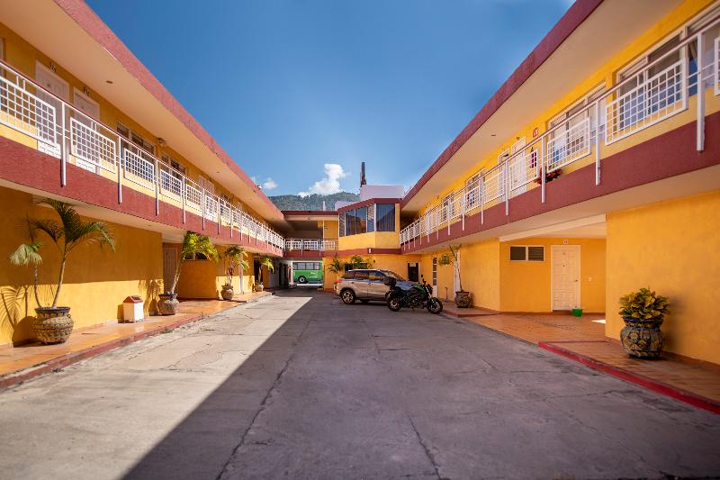 酒店 Capital O Colón, Ciudad Guzmán Jalisco
