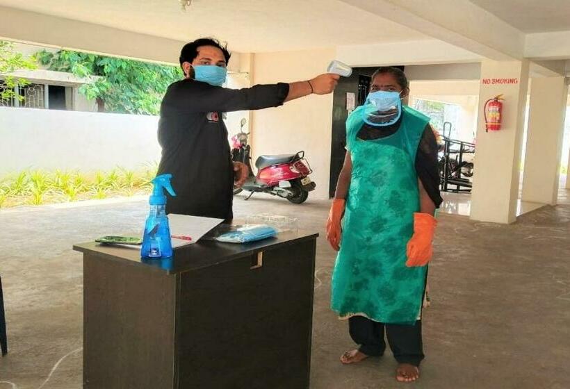 ホテル Collection O Stay Inn Luxury Service Apartments