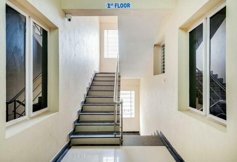 ホテル Collection O Stay Inn Luxury Service Apartments