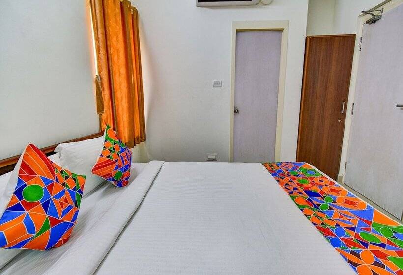 هتل Fabexpress Pas Residency   Nr Marina Beach & Mahatma Gandhi Monument