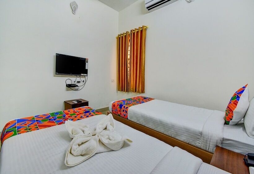 هتل Fabexpress Pas Residency   Nr Marina Beach & Mahatma Gandhi Monument