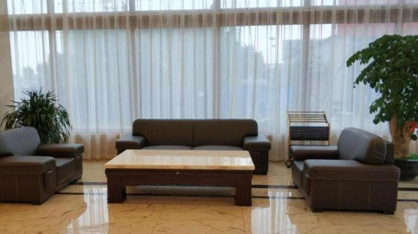 בית מלון כפרי Greentree Inn Jining Wenshang County Guangchang Road