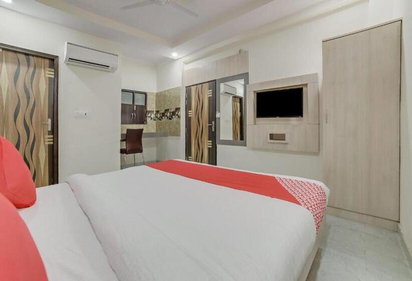 فندق Oyo 22927 Mstays