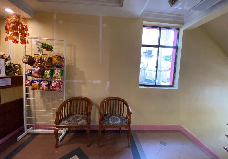 Hotel Oyo 89958 Umimas