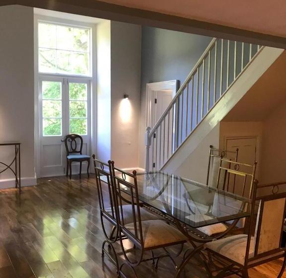 酒店 Oyo Ellison Hall