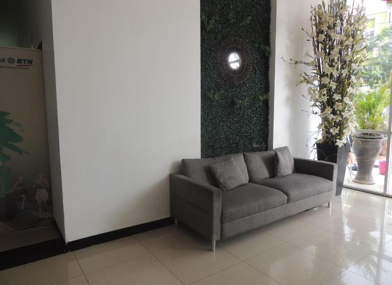 Отель Reva Room On Gunung Putri Square Apartment