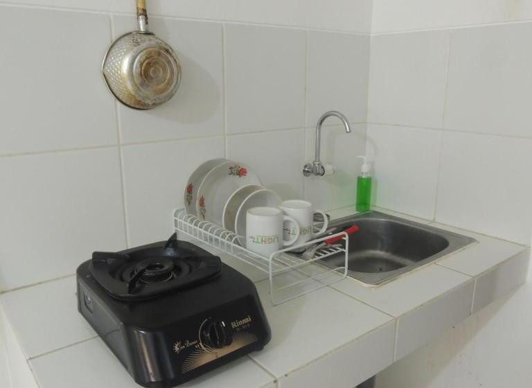 Отель Reva Room On Gunung Putri Square Apartment