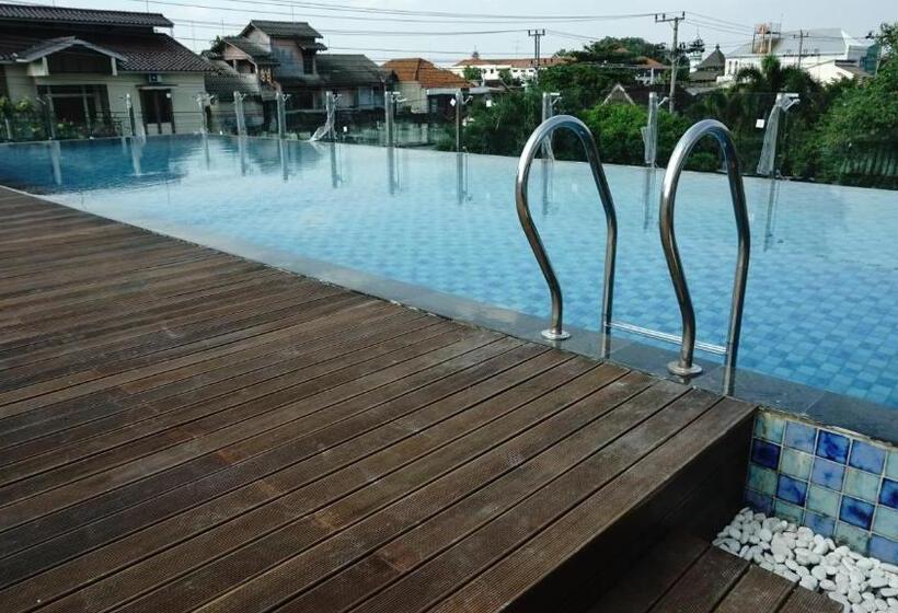 Solia Hotel Yosodipuro