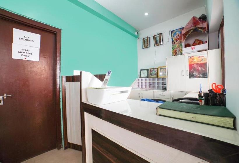 ホテル Spot On 68390 Sunrise Homestay