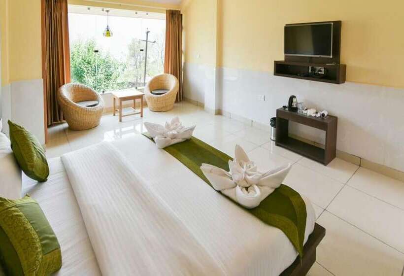 酒店 The Lily Resort