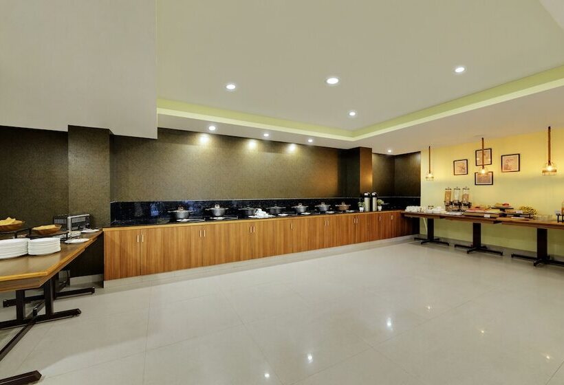 酒店 Yashshree Kanishka