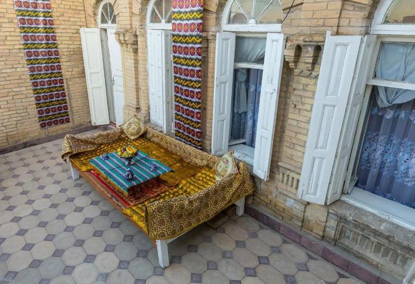 بنسيون Bukhara Star Guest House
