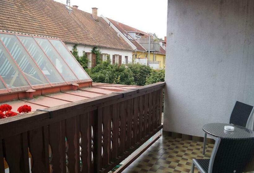 פנסיון Gasthof Zum Hirschen