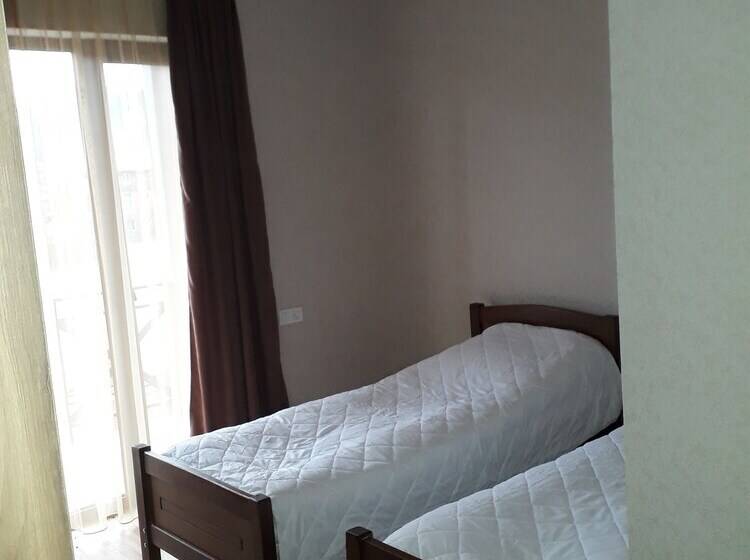 پانسیون Villa Bakuriani