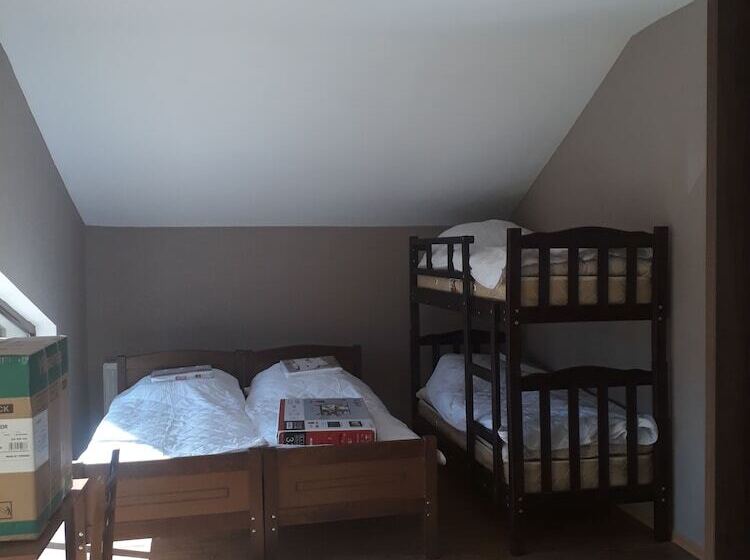 پانسیون Villa Bakuriani