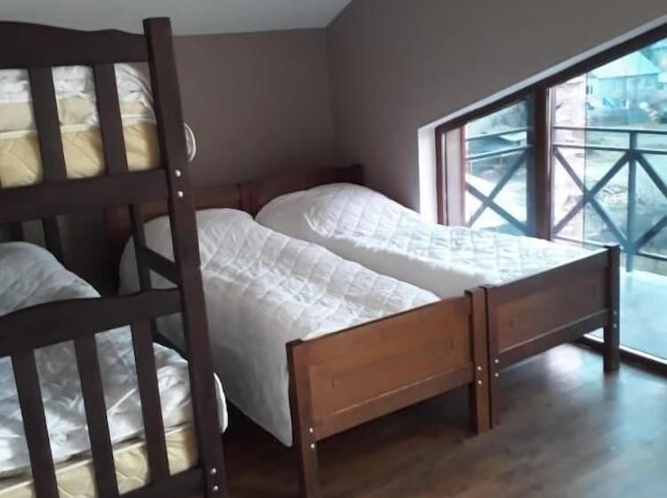 پانسیون Villa Bakuriani