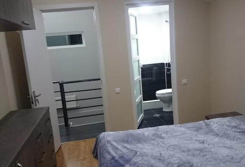 پانسیون Villa Bakuriani