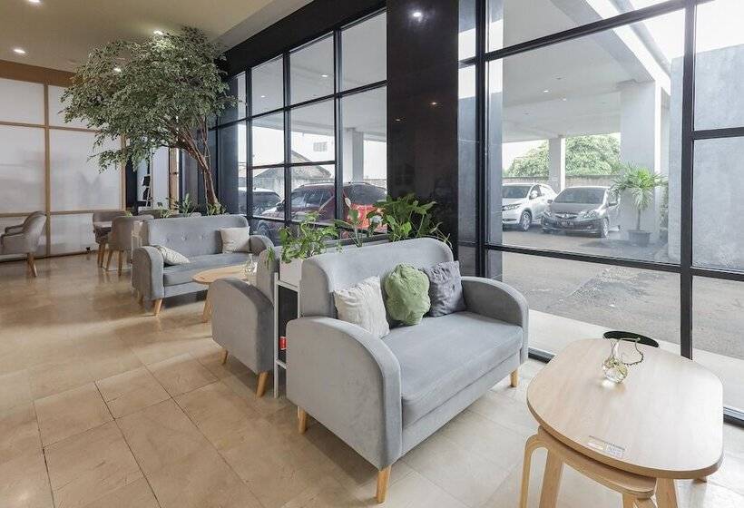 Пансион Koolkost Near Gandaria City Mall