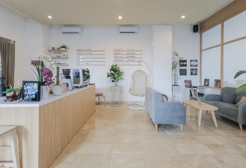 Пансион Koolkost Near Gandaria City Mall