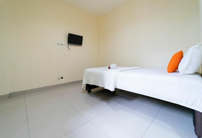 ペンション Koolkost Near Ragunan Zoo