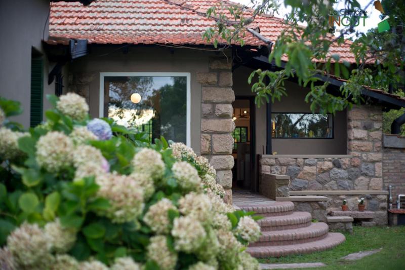 فندق صغير Posada La Diamela