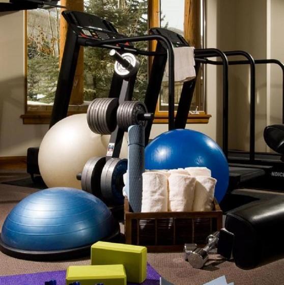 Bachelor Gulch Village