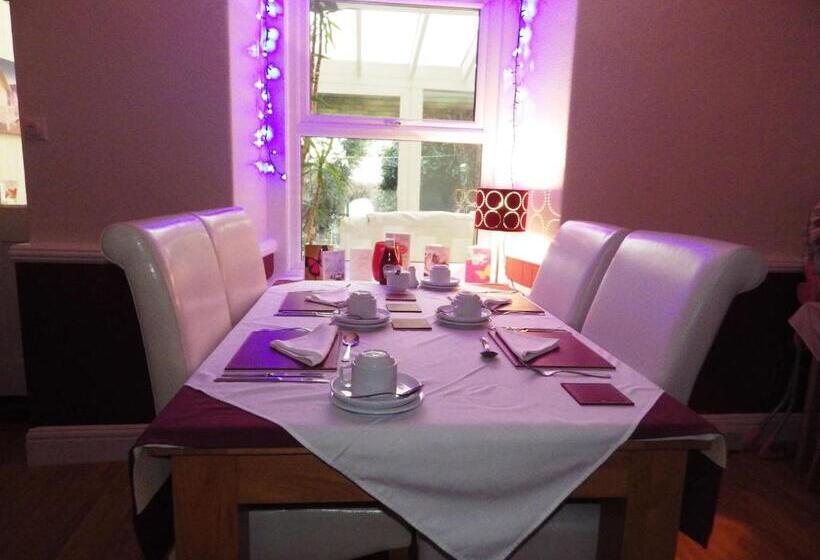 مبيت وإفطار Anglesey House