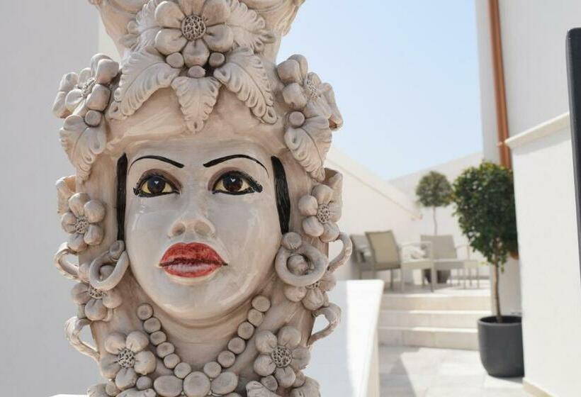 تختخواب و صبحانه Antico Borgo Dei Templi