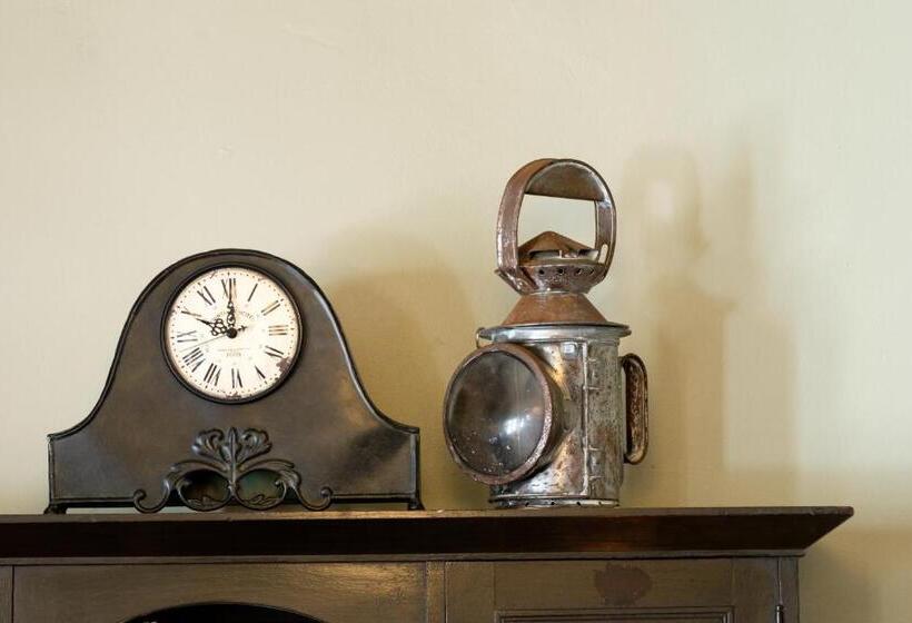 مبيت وإفطار Smugglers' Bnb