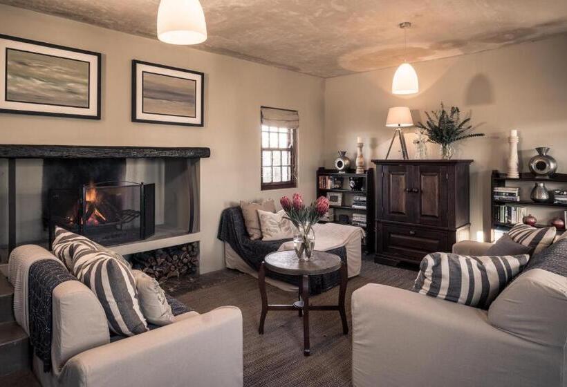 مبيت وإفطار Smugglers' Bnb