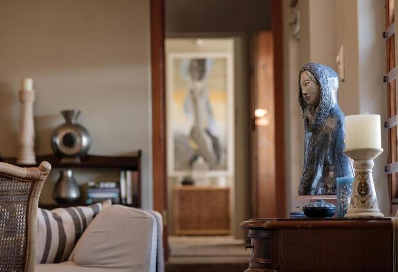 مبيت وإفطار Smugglers' Bnb