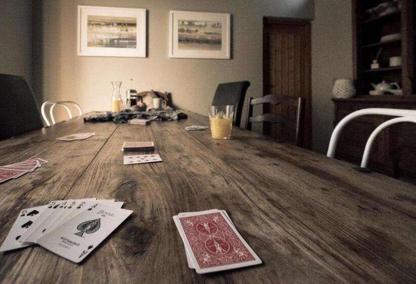 مبيت وإفطار Smugglers' Bnb