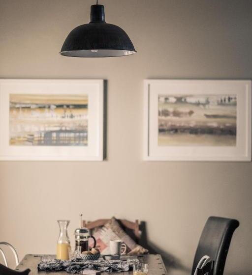 مبيت وإفطار Smugglers' Bnb