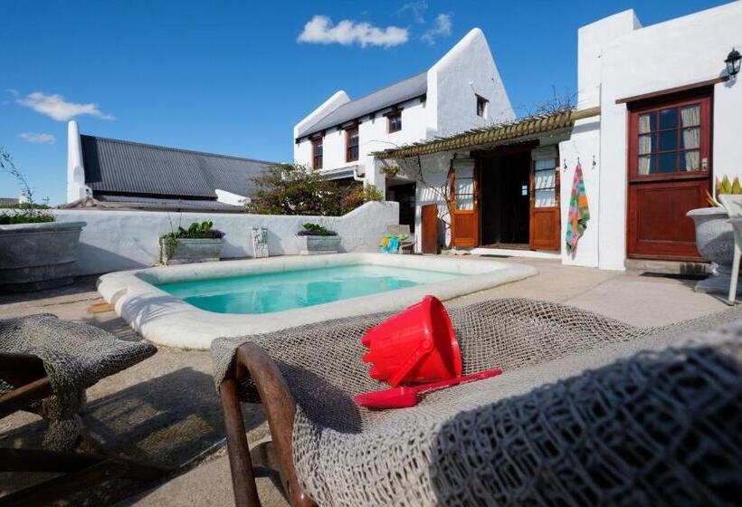 مبيت وإفطار Smugglers' Bnb