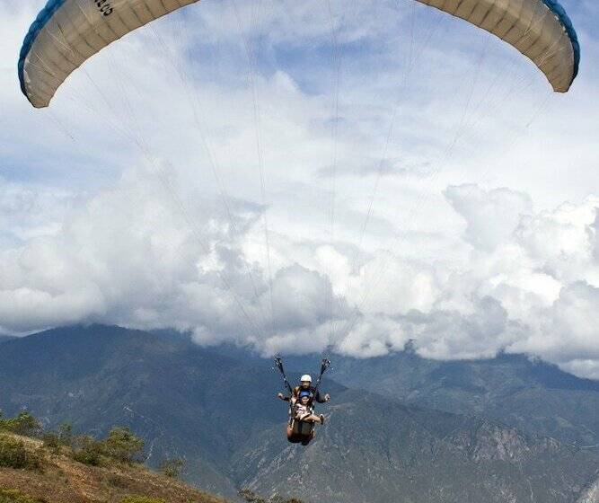 هاستل Urban Hostal San Gil  Piscina Restaurante Bar