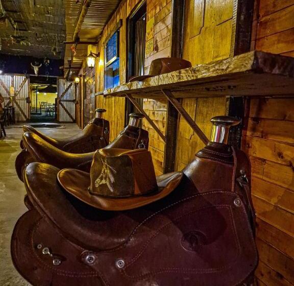 فندق صغير Urban Hostal San Gil  Piscina Restaurante Bar