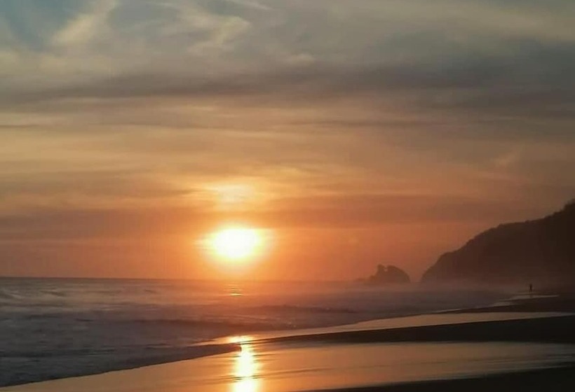 هتل Celeste Del Mar