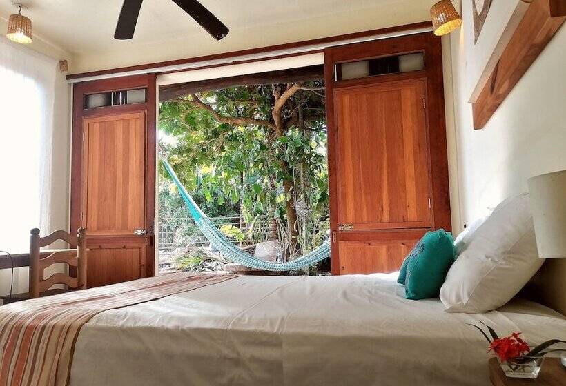 هتل Celeste Del Mar