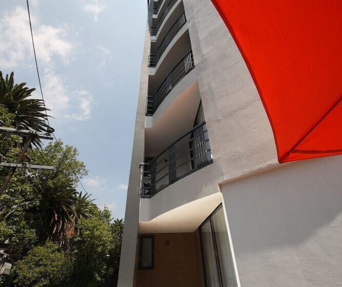 Отель Círculo Condesa