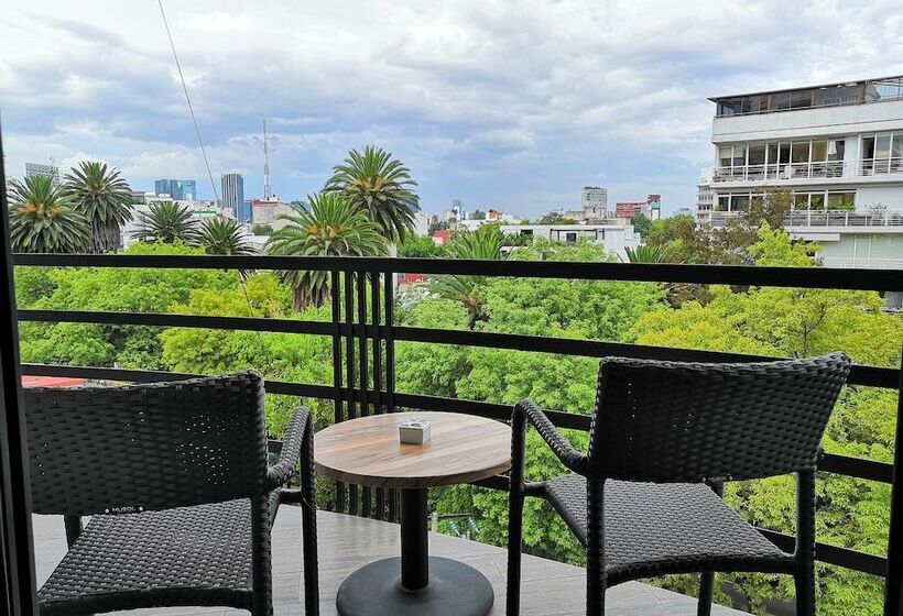 Отель Círculo Condesa