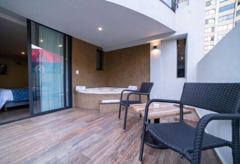 Отель Círculo Condesa