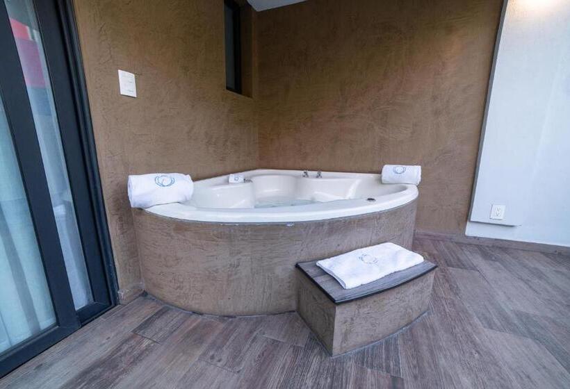 Отель Círculo Condesa