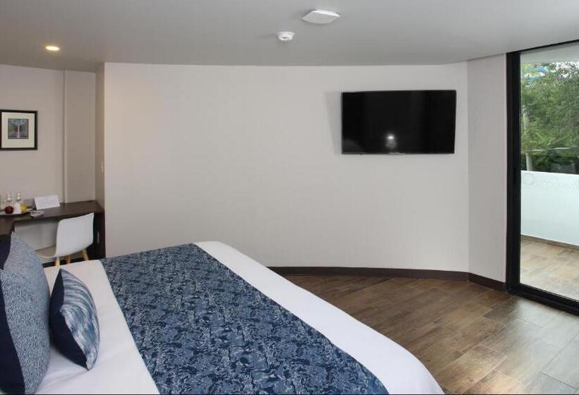 Отель Círculo Condesa