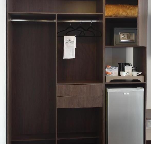 Отель Círculo Condesa