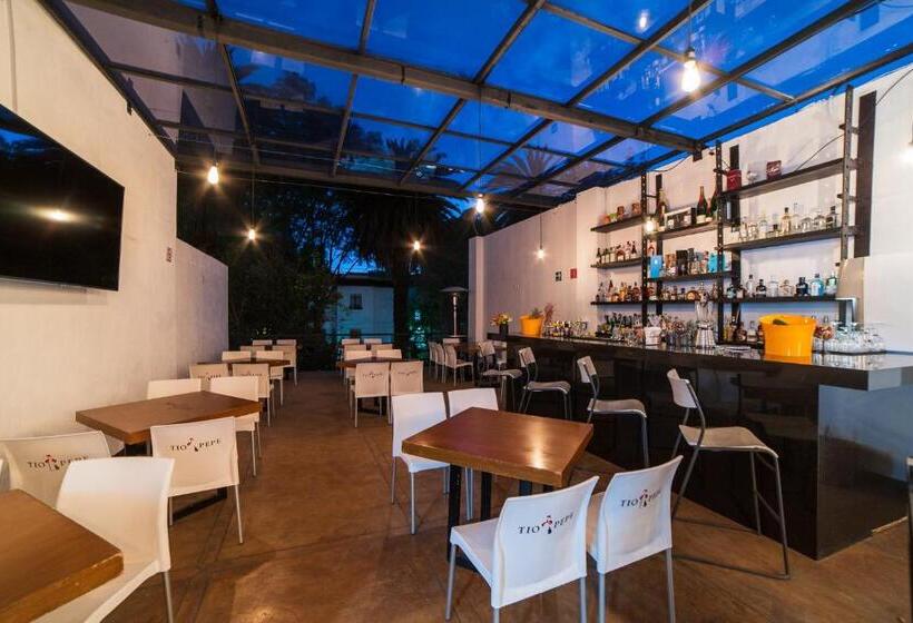 Отель Círculo Condesa